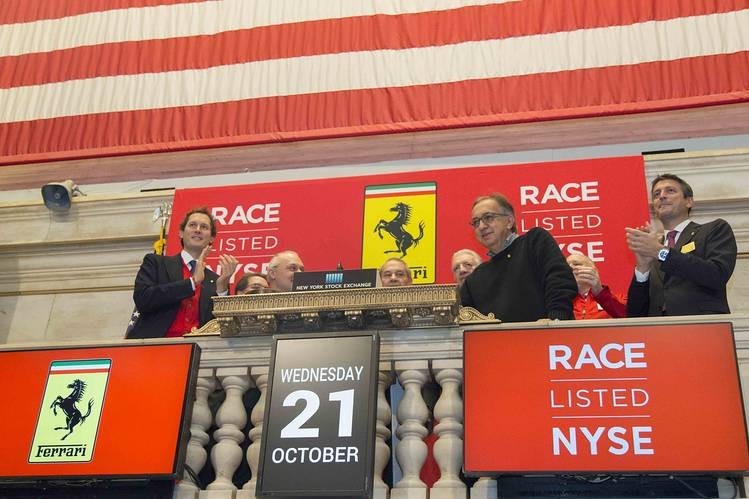 Las acciones de Ferrari suben en su primer día de cotización