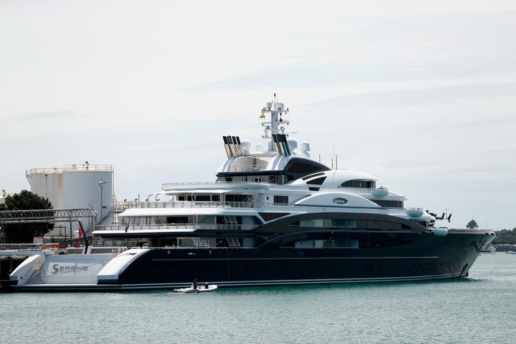 I 17 yacht di lusso privati più grandi del mondo